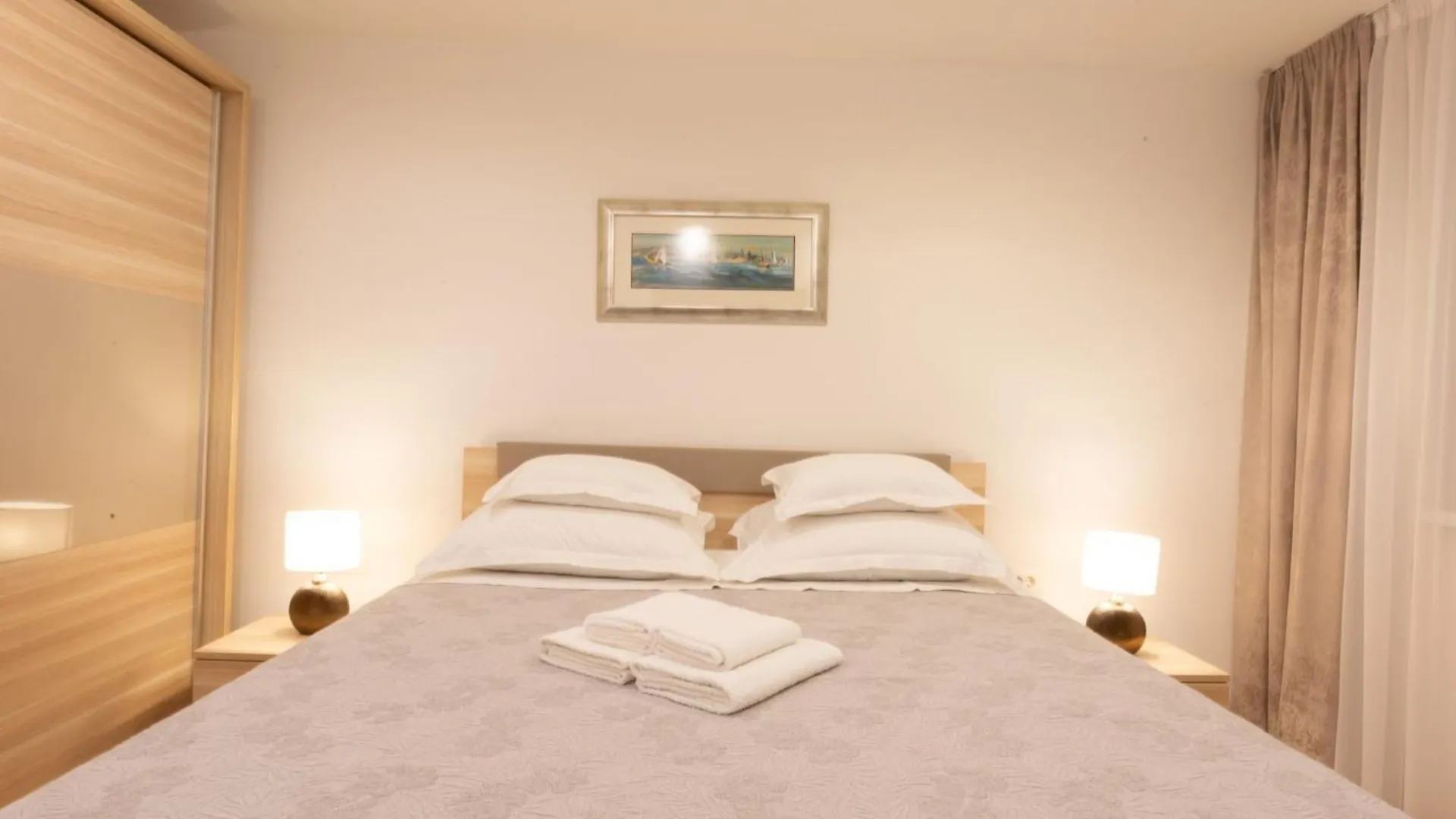 Apartment Satureja Montana Split